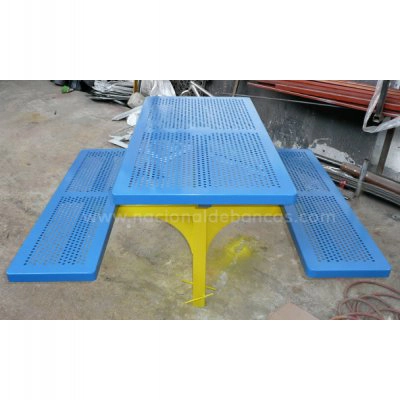 Bancas de Picnic Lámina Multiperforada